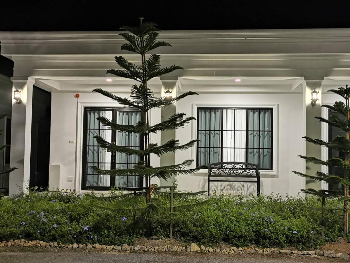 Villa Tarn Krabi town